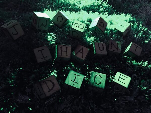 iHaunt Ghost Dice